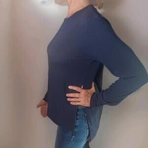 Alo Yoga Cozy Up Long Sleeve Top Navy Blue XS Side Slit Hi-Low Hem
